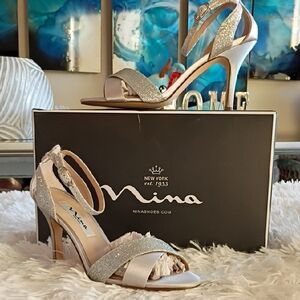 Nina Venus YS Silver Dress Sandals Heels Women's Sz 6.5